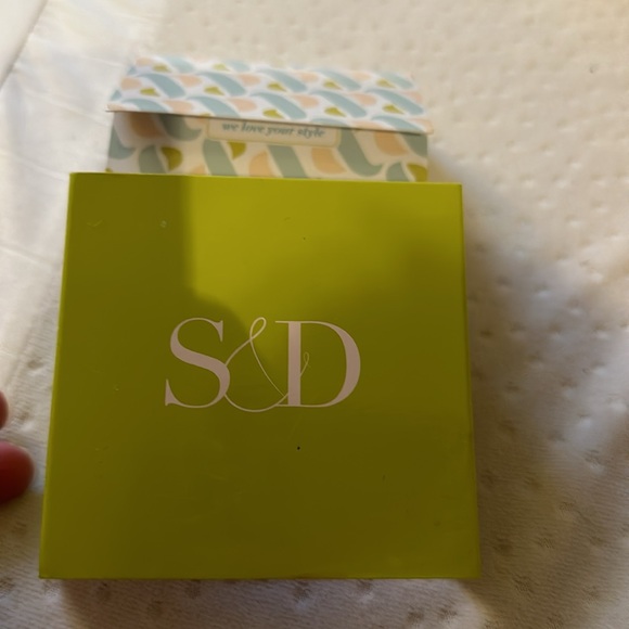 New in Box Stella and Dot Hardware Washer Necklace - Picture 5 of 7